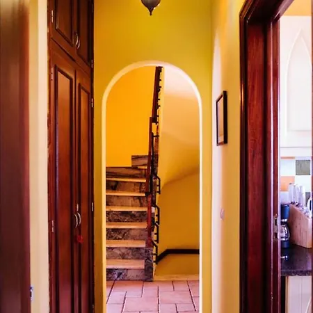 Prázdninový dům Casa Amendoeira - Fabulous Restored Townhouse In Old Town With Panoramic Roof Terrace Lagos