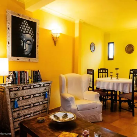 Casa Amendoeira - Fabulous Restored Townhouse In Old Town With Panoramic Roof Terrace בית נופש *